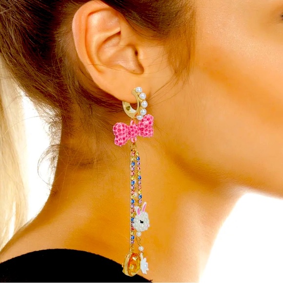New Betsey Johnson Faux Stone Bunny Chain Mismatch Earrings - Picture 3 of 9